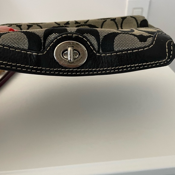 Coach Wristlet - Picture 2 of 4